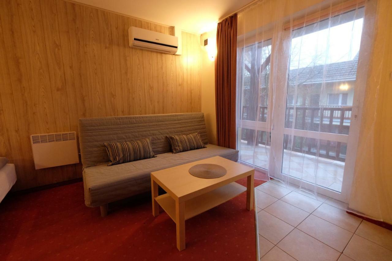 Patio Apartamenty I Pokoje Нехоже Экстерьер фото